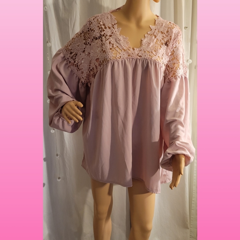 Women's Top